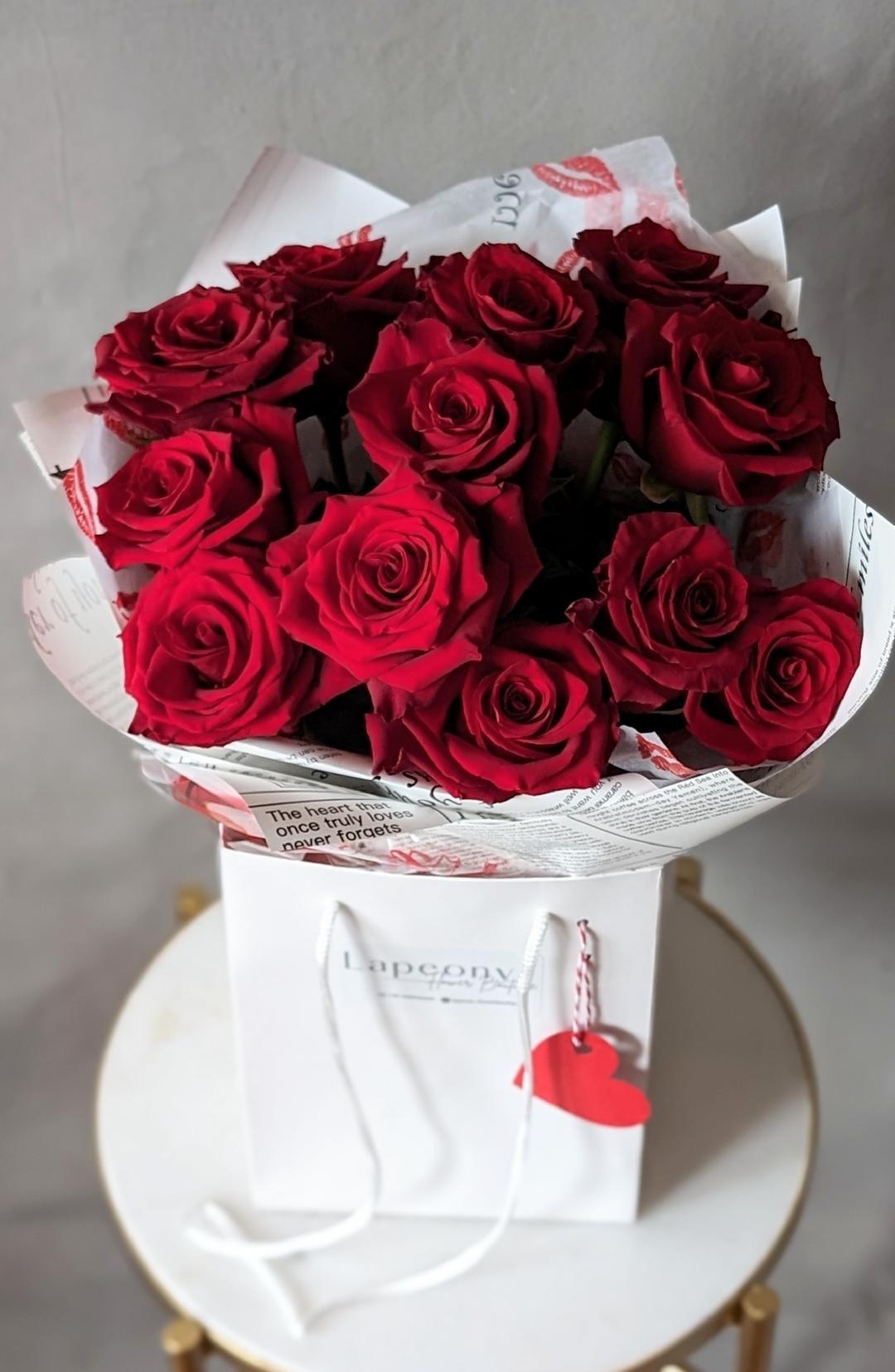 Red roses Luxury roses Love flowers